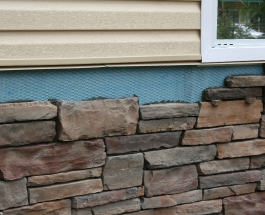 feature-stone-installation-in-progress